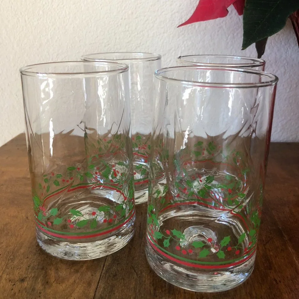 Vtg Set 4 ARBY Christmas Holiday Glass Holly Berry Drinking Glasses ARBY'S 1980s